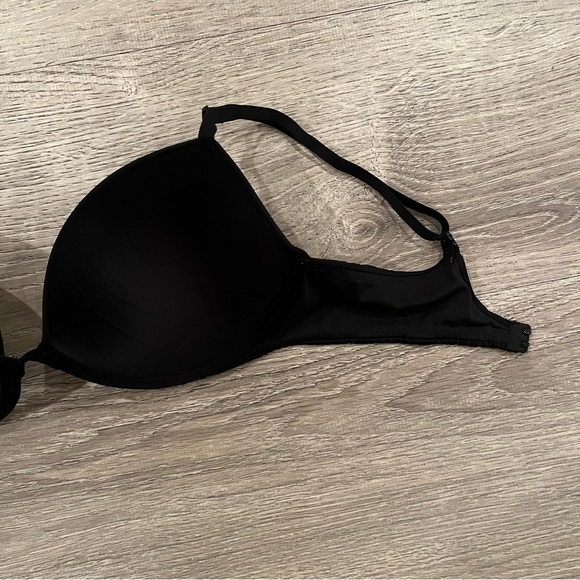 Victoria's Secret Padded Plunge Bra (Black) - Picture 10 of 12